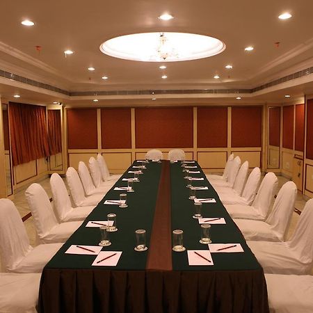 รอยัล ฟอร์ต โฮเต็ล Hotel วิสาขปัตนัม ภายนอก รูปภาพ