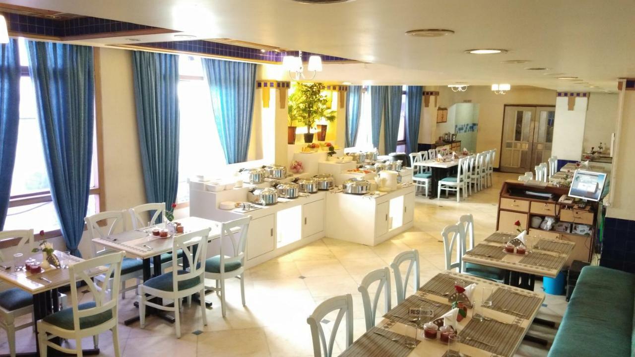 รอยัล ฟอร์ต โฮเต็ล Hotel วิสาขปัตนัม ภายนอก รูปภาพ